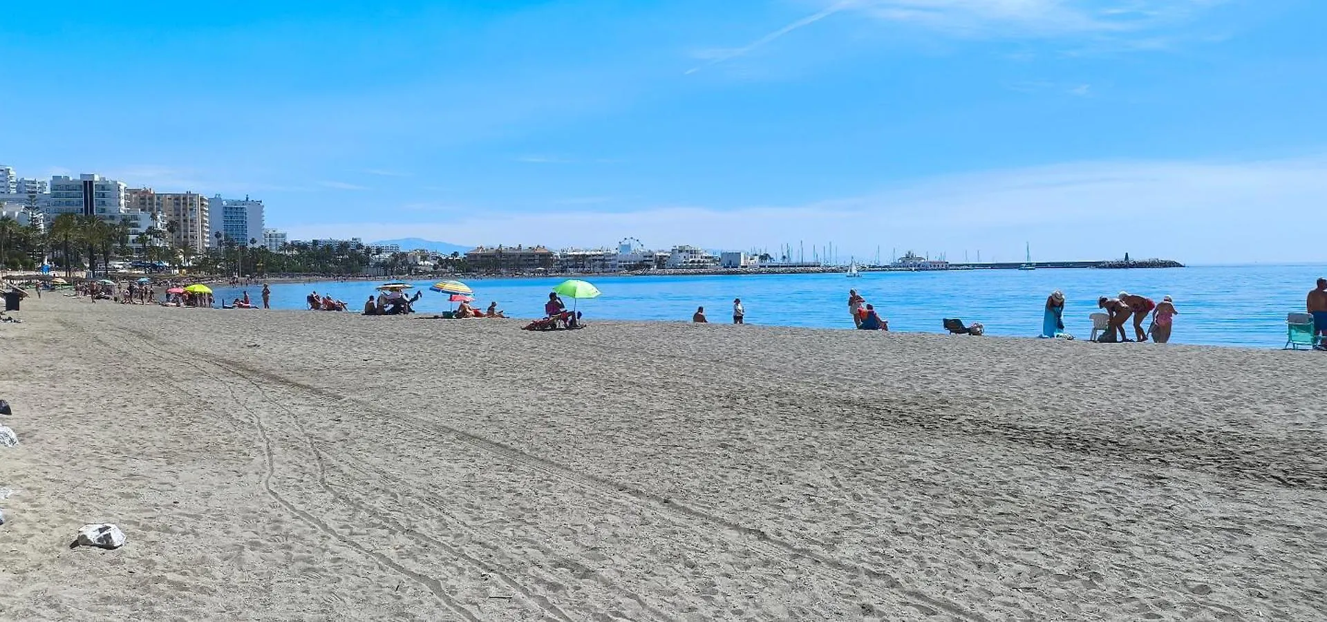 בנאלמדנה Apartamento Don Gustavo Beach דירה